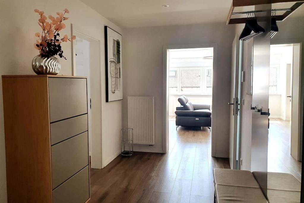 BlumenRaum - Ferienwohnung In Karlsruhe Ngoại thất bức ảnh