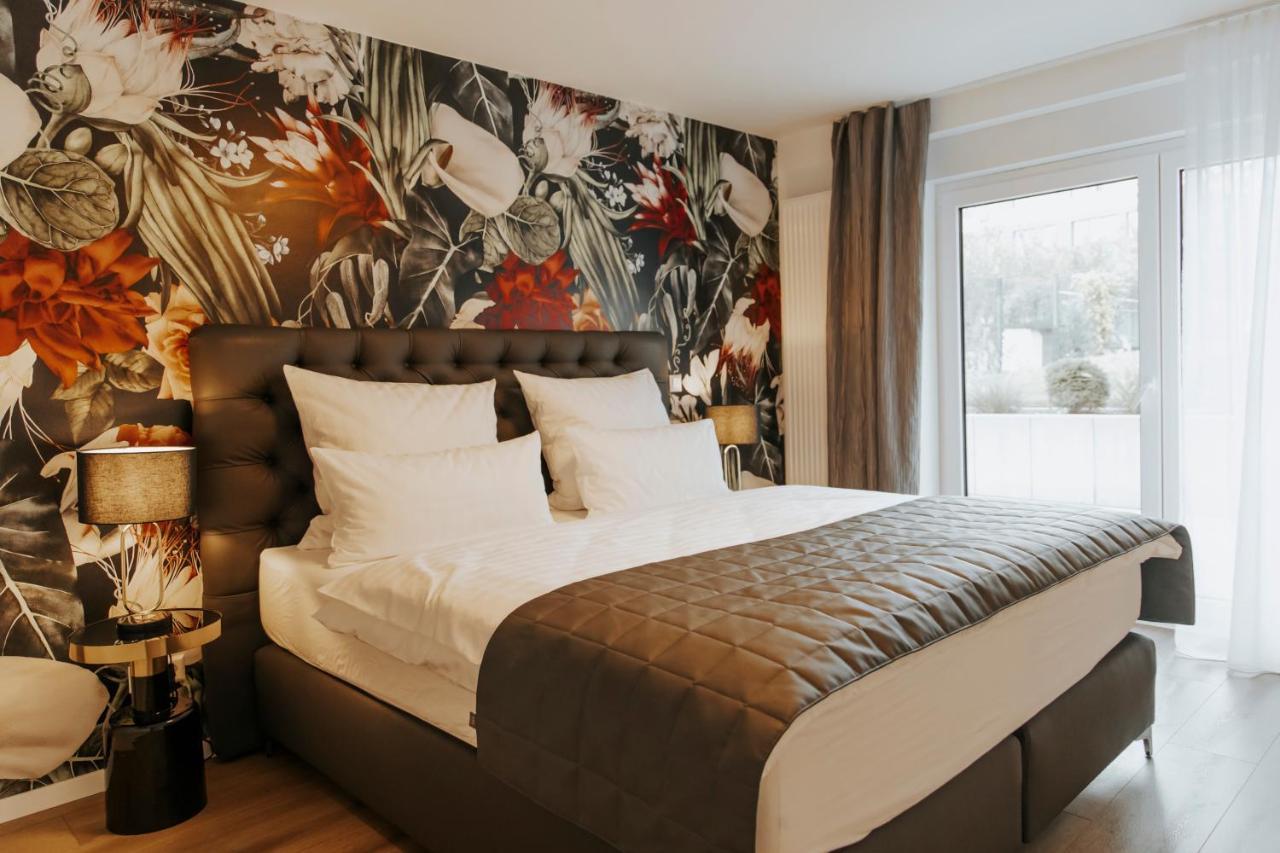 BlumenRaum - Ferienwohnung In Karlsruhe Ngoại thất bức ảnh